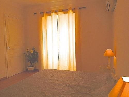 Lovely 2 Bed 2 Bath Apartment In Cannes On Rue Antibea Easy Walk To The Palais 224 Exterior photo