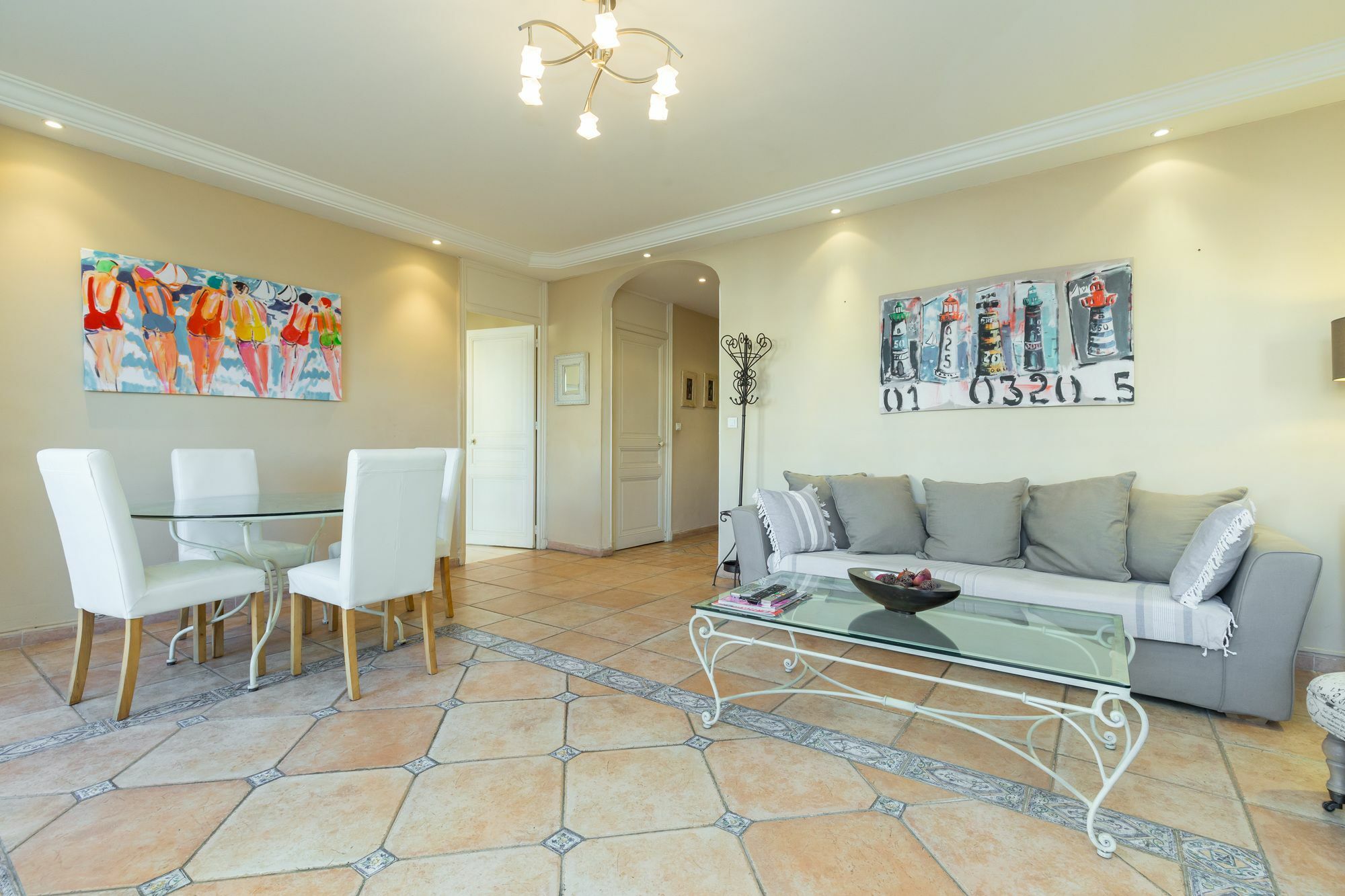 Lovely 2 Bed 2 Bath Apartment In Cannes On Rue Antibea Easy Walk To The Palais 224 Exterior photo