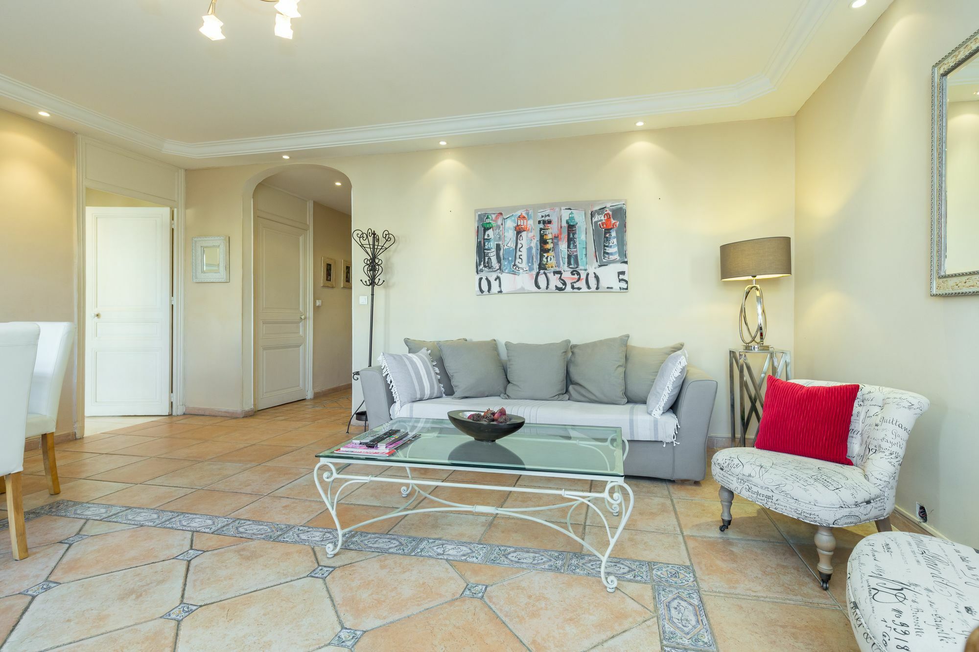 Lovely 2 Bed 2 Bath Apartment In Cannes On Rue Antibea Easy Walk To The Palais 224 Exterior photo